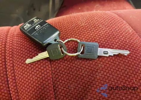 1996 Buick Regal Custom from USA, damaged, VIN 2G4WB52MXT1510796